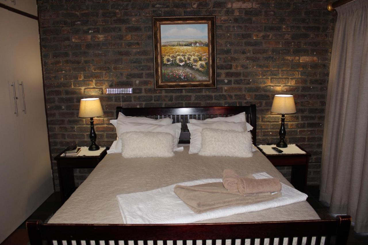 Royal Game Guest House Phalaborwa Exterior photo